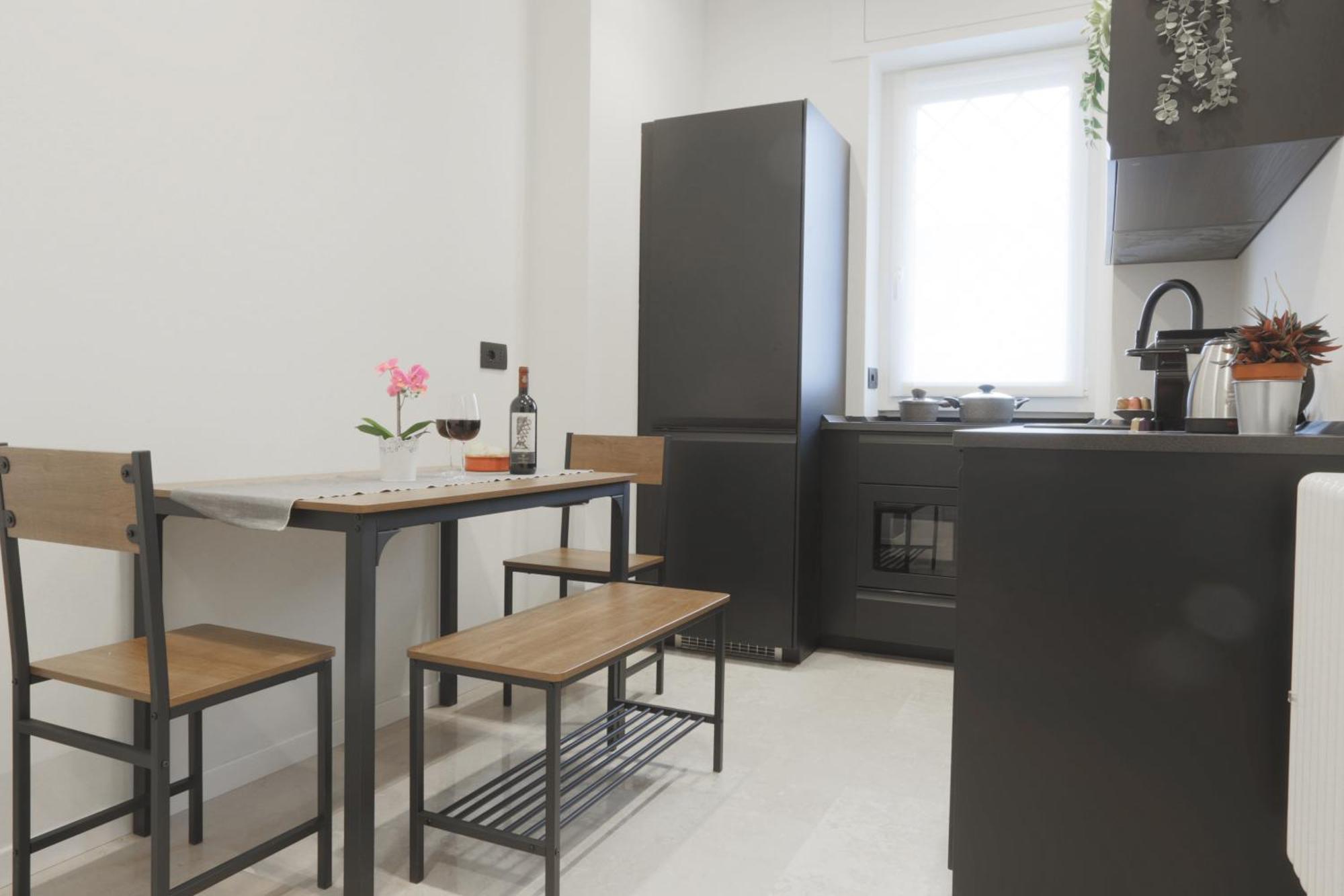 New Modern Flat 10 Minutes Walk From Central Station Milan Luaran gambar