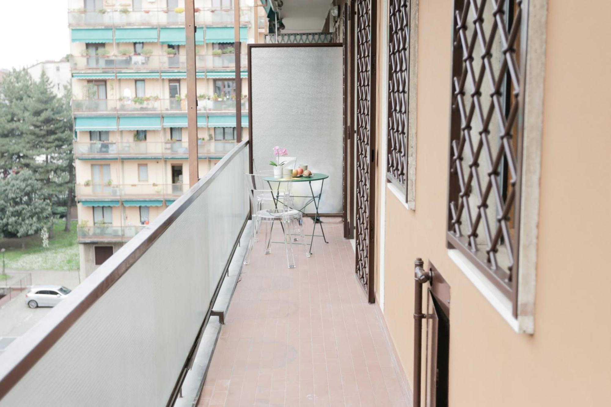 New Modern Flat 10 Minutes Walk From Central Station Milan Luaran gambar